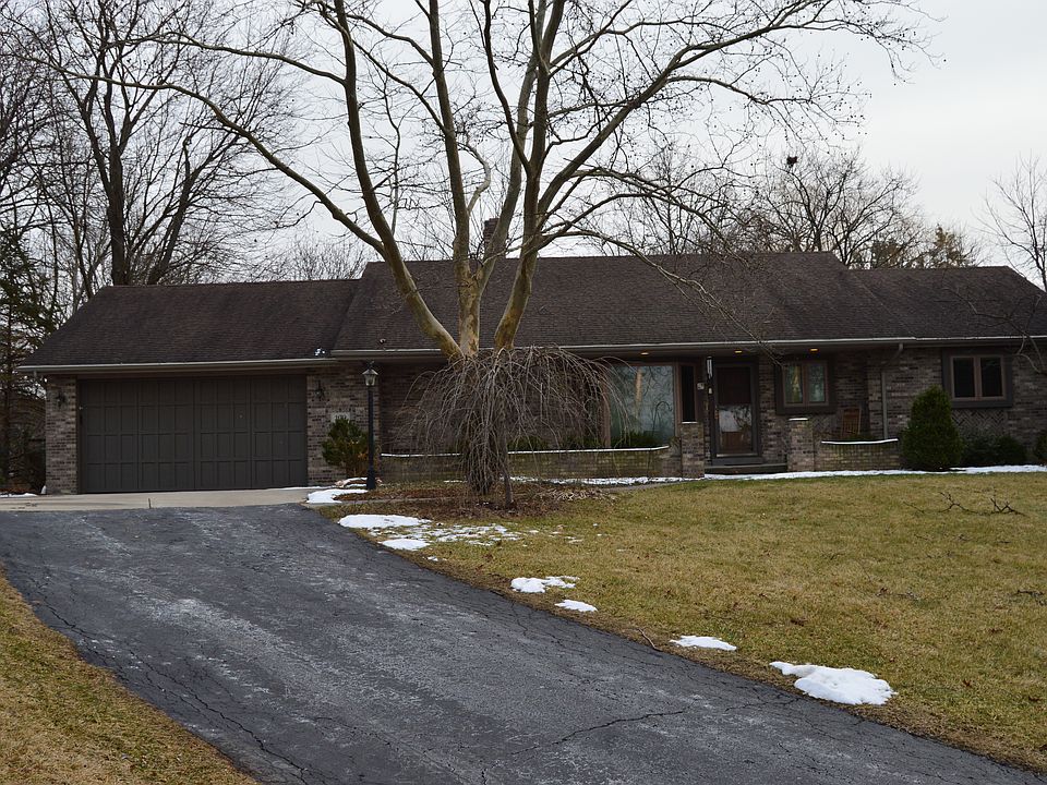 1st image of 109 Holly Ln