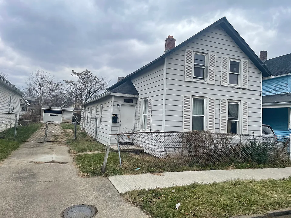 3218 W 50th St
