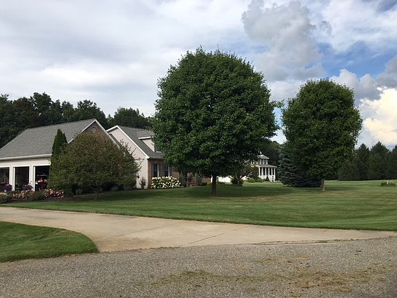 Three car garage