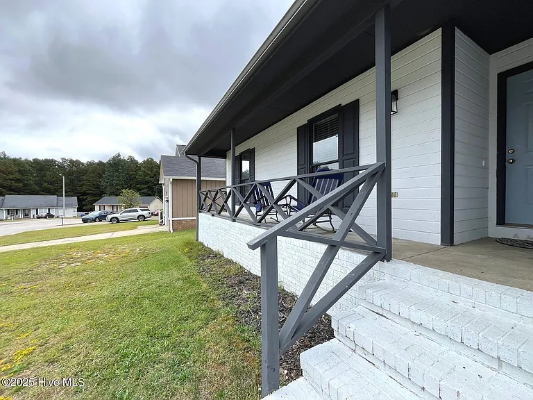 5721 Randleman St — Photo 3