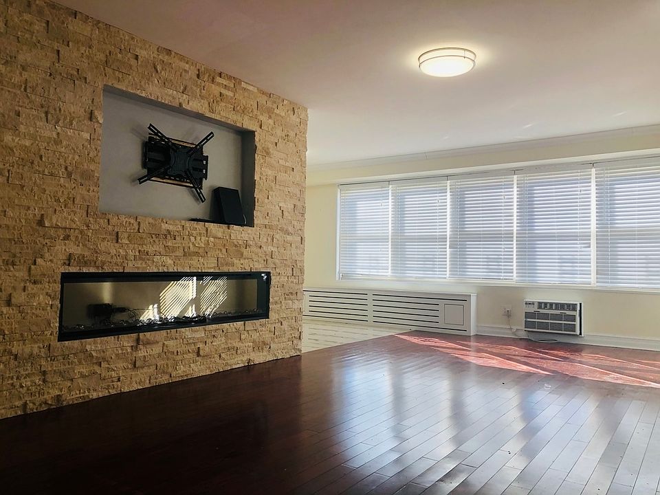 1st image of 123-33 83rd Ave #306