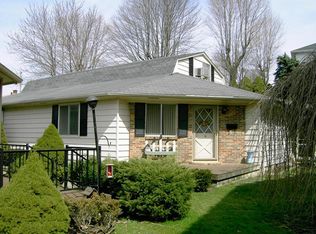 6 Wood Hill Ct, Oak Hill, WV