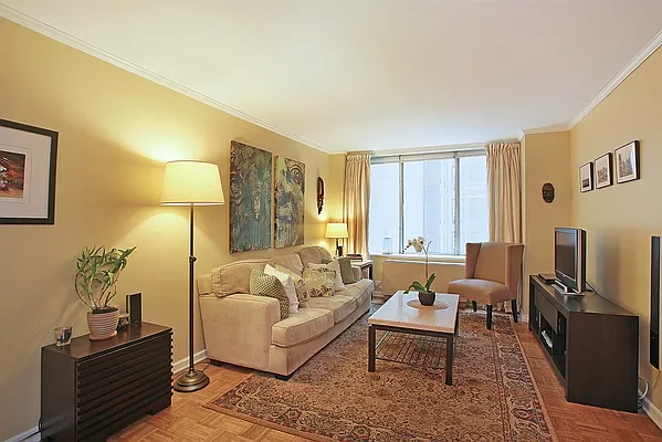 Sold by Corcoran | media 7