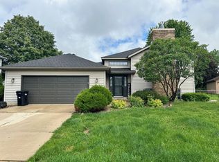 3861 Huntington Ln NW, Rochester, MN 55901