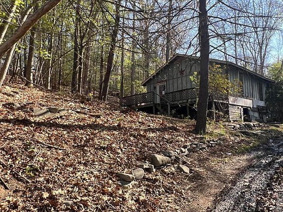 2nd image of 1214 W Sugar Mountain Rd