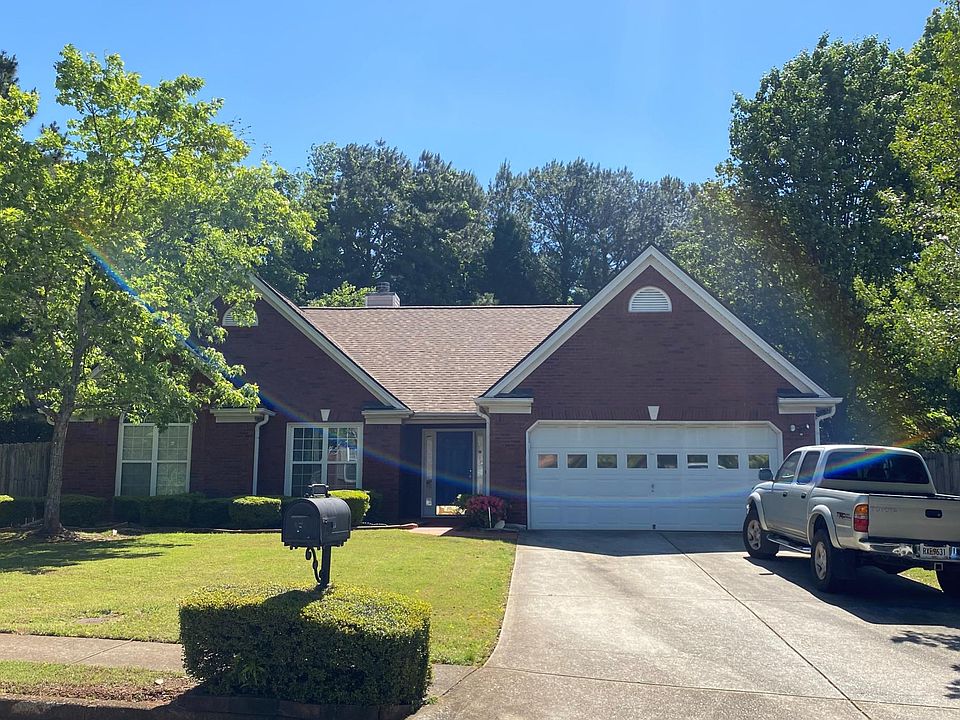 1st image of 700 Cricket Hill Trl