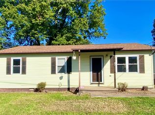 27 Eldorado Cir, Hurricane, WV 25526