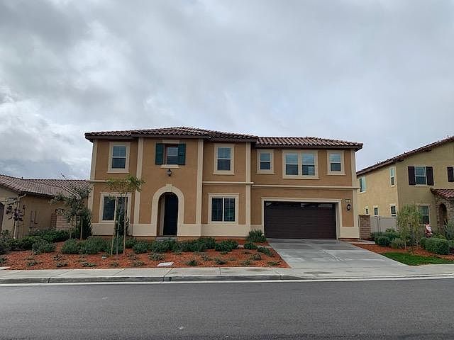 1st image of 35651 Small Pine Ct
