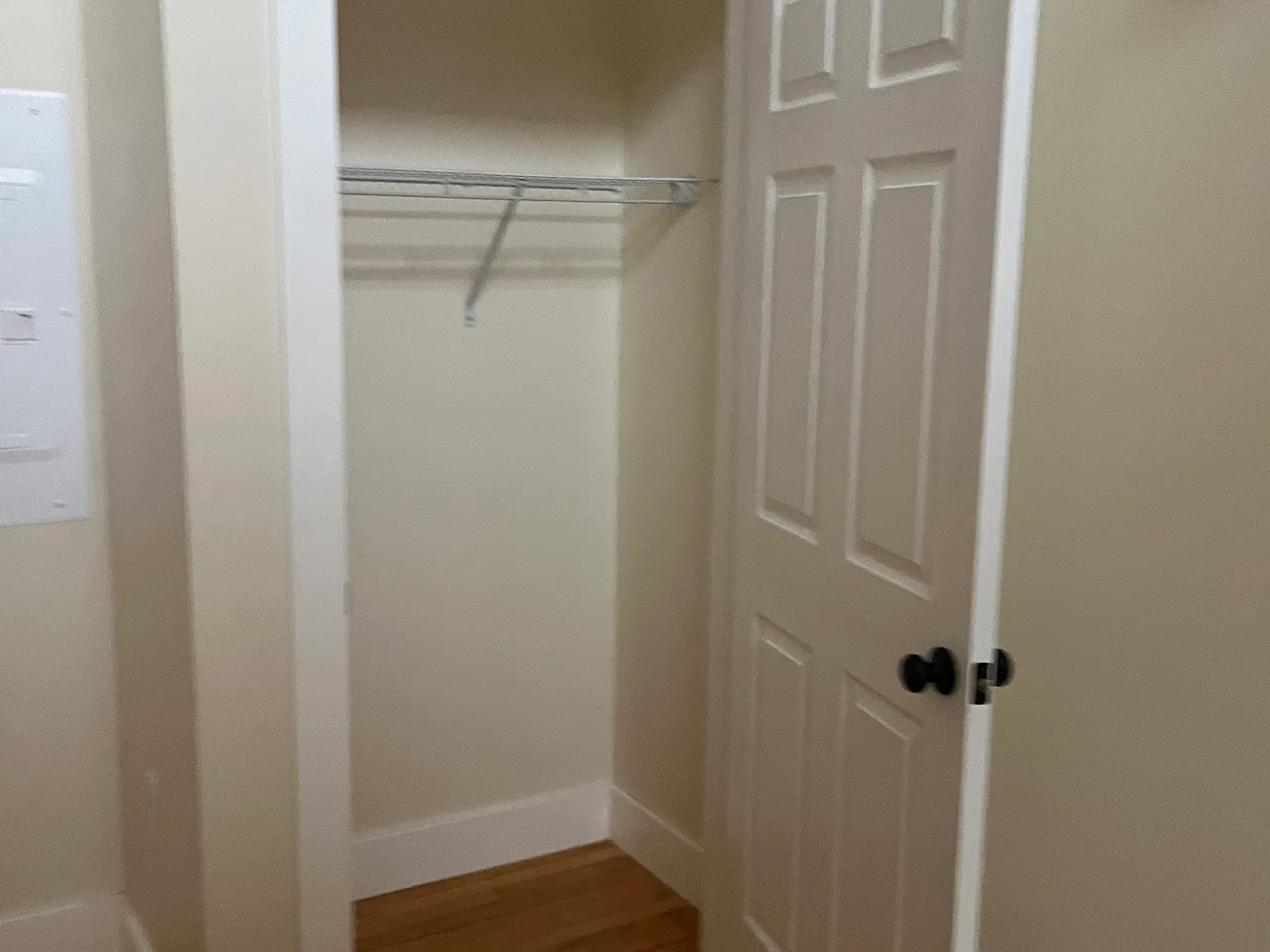1 bed, 850 sqft, $1,395 — Photo 4