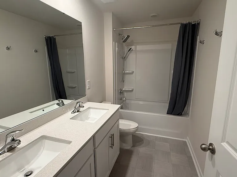 1616 Stonebriar Dr — Photo 4