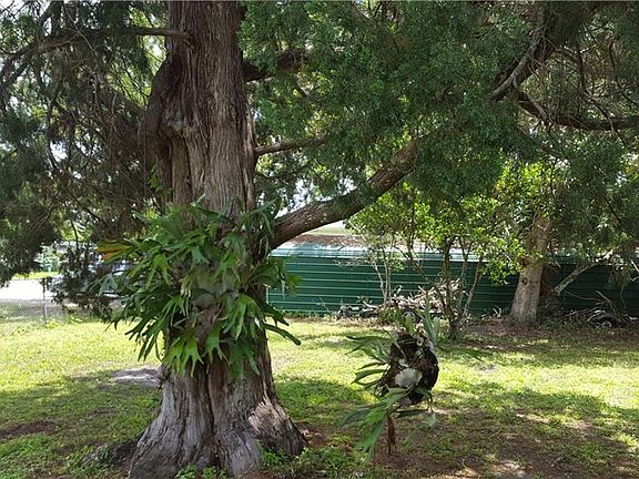 3rd image of 19621 N Tamiami Trl Lot 9