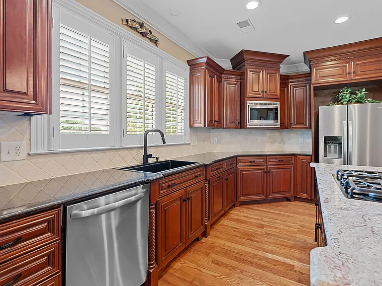 9640 Mitchell Pl — Photo 11