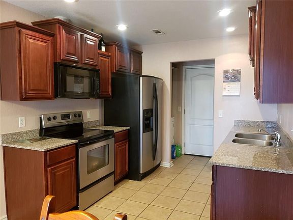 4th image of 2367 Heather Lynn Ln