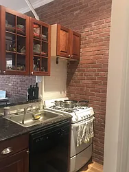 Rented by Aimee Grodanz, LREB