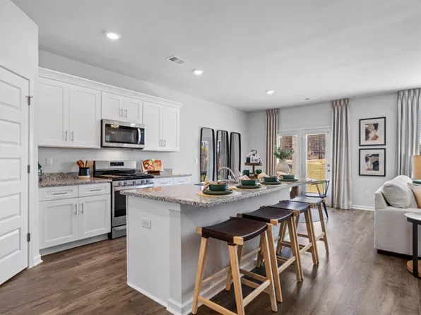 Homes Available Soon, Garden Lakes