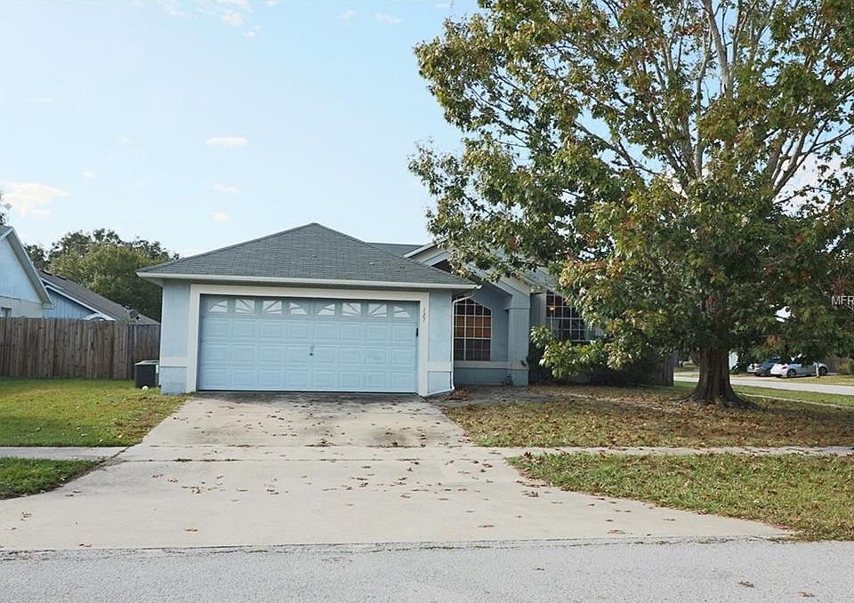 1st image of 127 N Aberdeen Cir