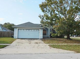 127 N Aberdeen Cir, Sanford, FL 32773