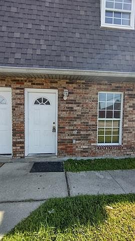 1st image of 3401 Golden Dr APT B