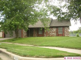 9030 E 26th Ct, Tulsa, OK 74129