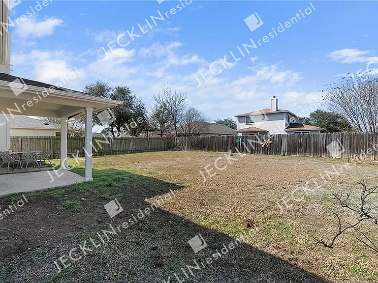 100 David Dr — Photo 25