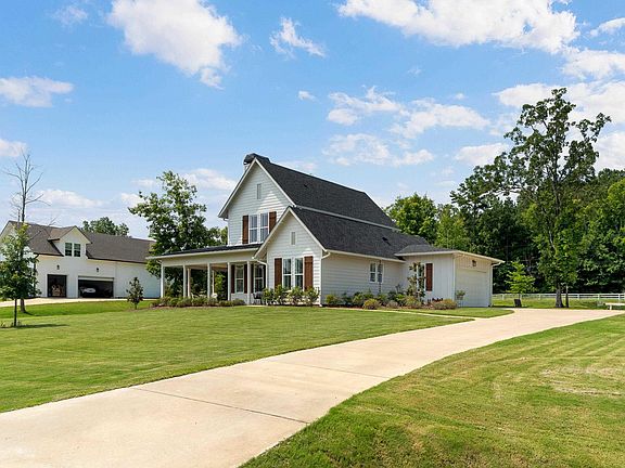 3rd image of 65 Stonewood Ln