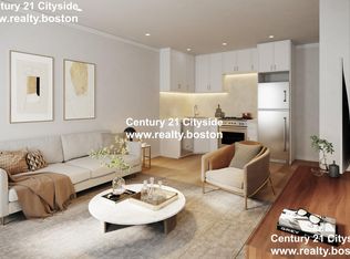 40 Chelsea St #1B, Boston, MA 02128