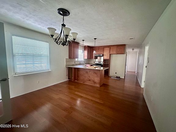 5th image of 1046 Horseshoe Road