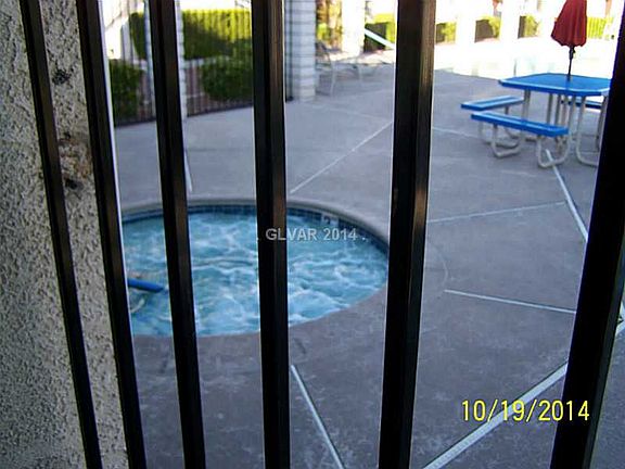 5th image of 4370 Sanderling Cir Unit 53