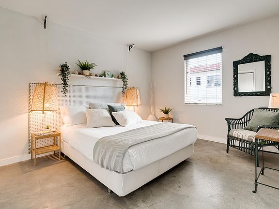 3rd image of 3412 NW 2nd Ave APT 1