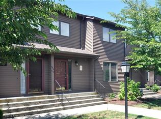 244 Mayfield Ave APT D, Cranston, RI 02920