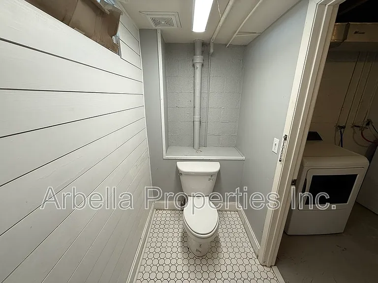 1437 Valley St — Photo 25