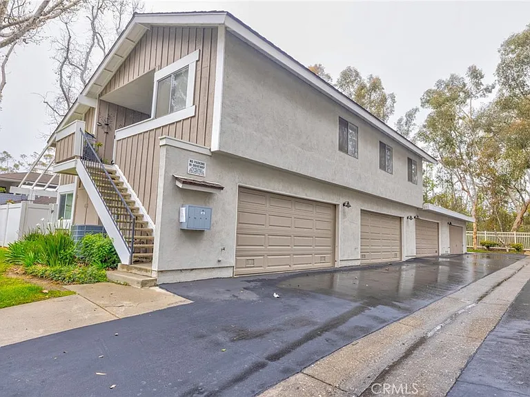 2500 Coventry Cir #74 — Photo 1