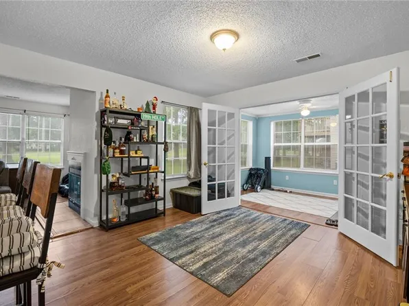 5013 Thatcher Way, Virginia Beach, VA 23456