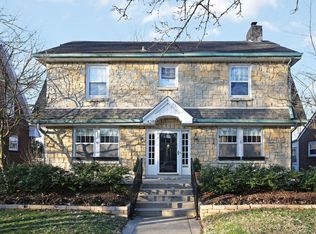 428 Oxford Pl, Saint Matthews, KY 40207