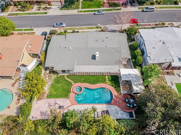 4th image of 5853 Lockhurst Dr