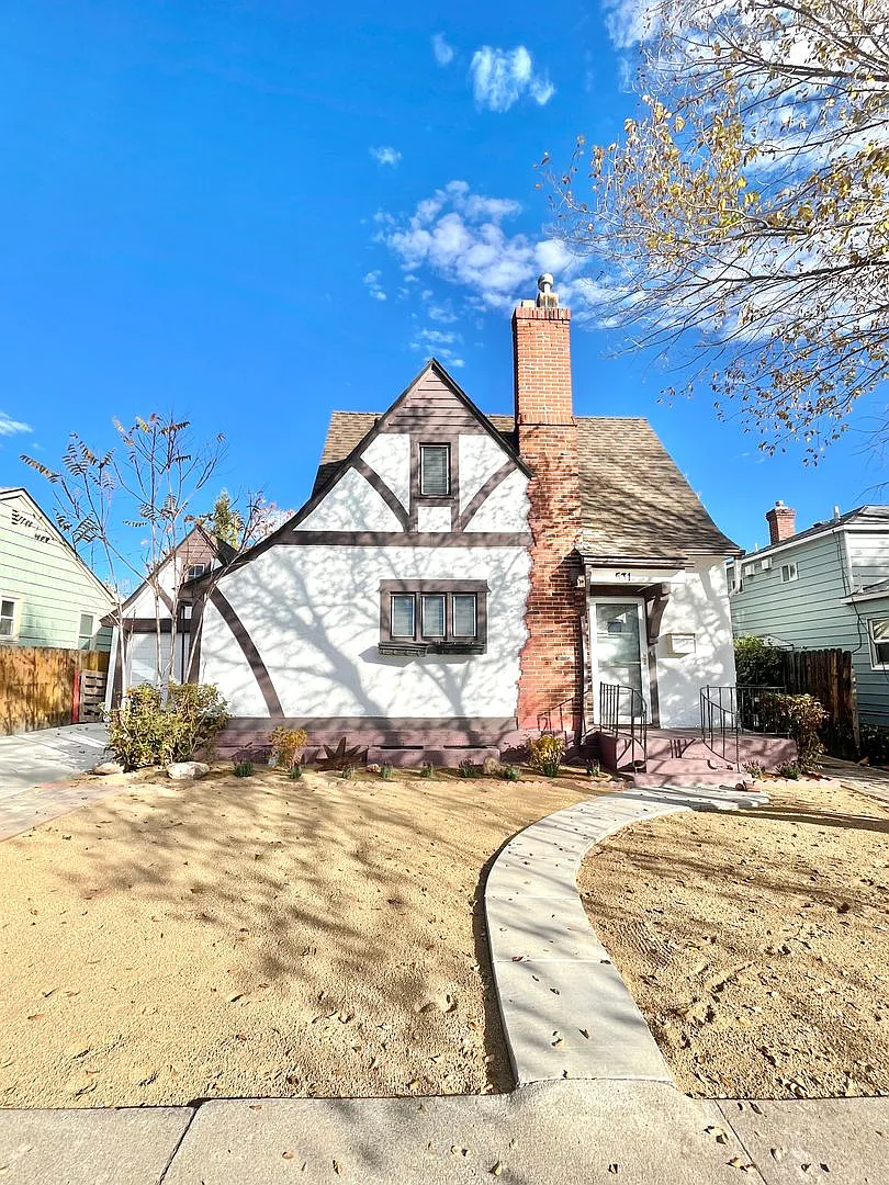 531 E Taylor St photo 1