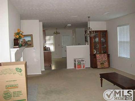 2nd image of 2862 Meadow Gln