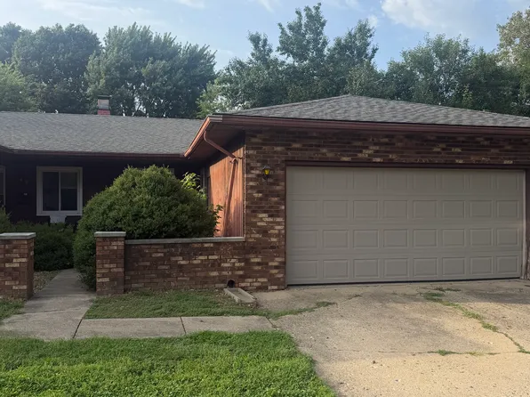 (undisclosed Address), Springfield, IL 62704