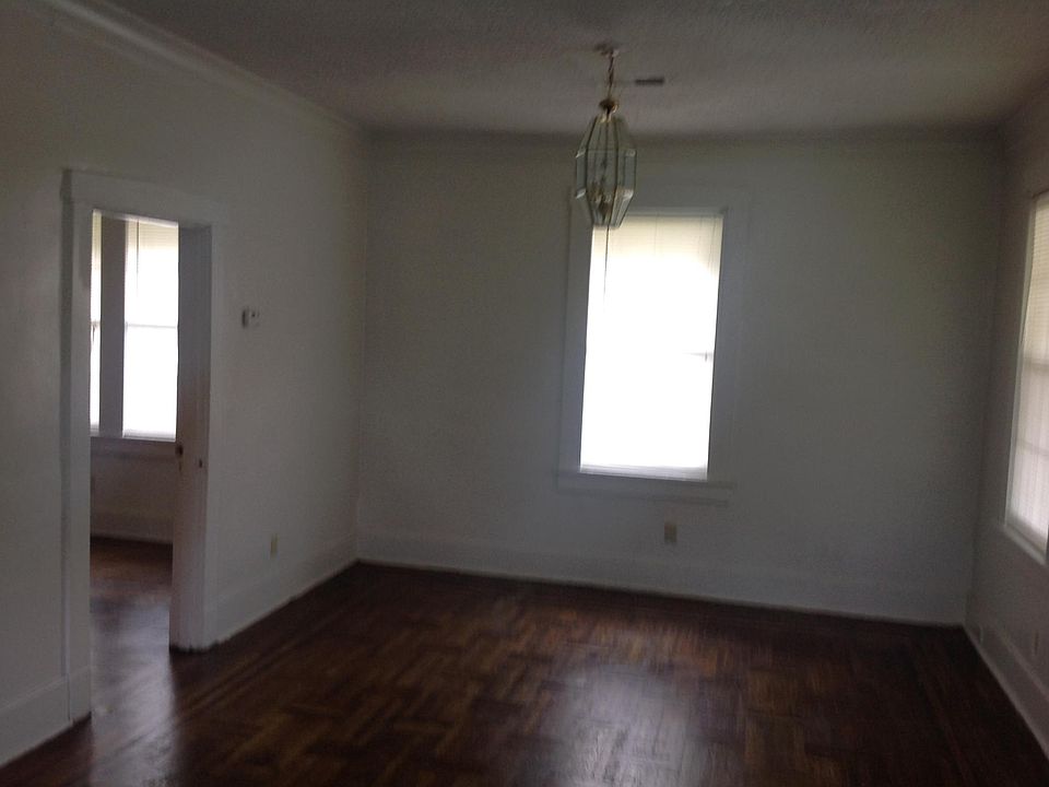 1st image of 1530 Netherwood Ave