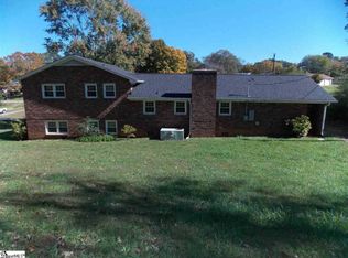 5 Saponee Dr, Greenville, SC 29617
