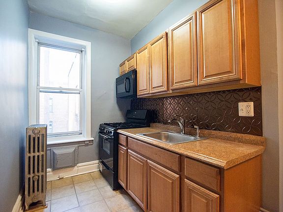 3rd image of 9054 Fort Hamilton Pkwy APT 3F