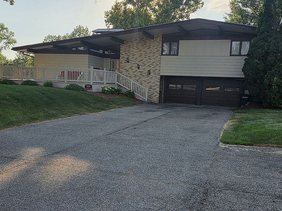 1st image of 1101 Hillcrest Ave