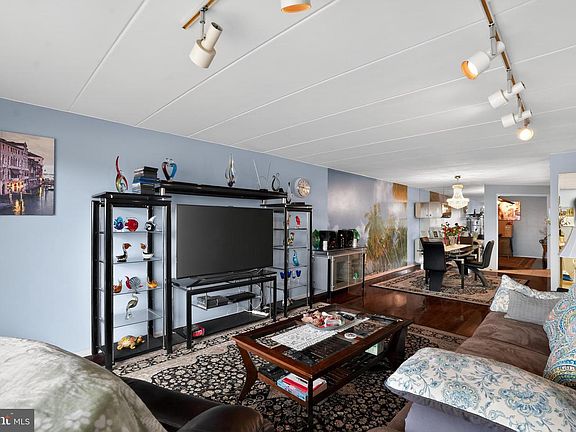 4th image of 2131 Welsh Rd APT 312