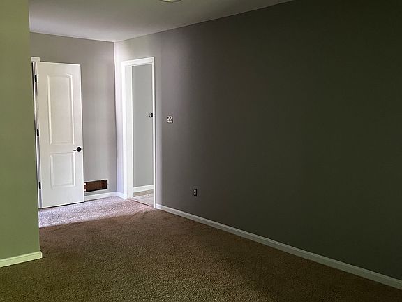 5th image of 113 Dunbarton Dr