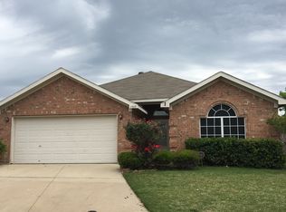 1305 Dawnridge Ct, Burleson, TX 76028