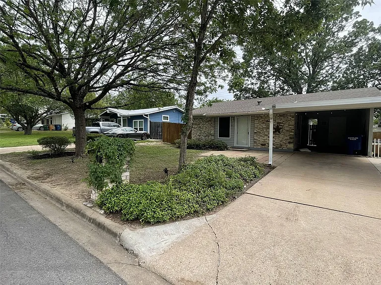 207 Chippendale Ave — Photo 16