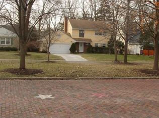 155 N Roosevelt Ave, Columbus, OH 43209
