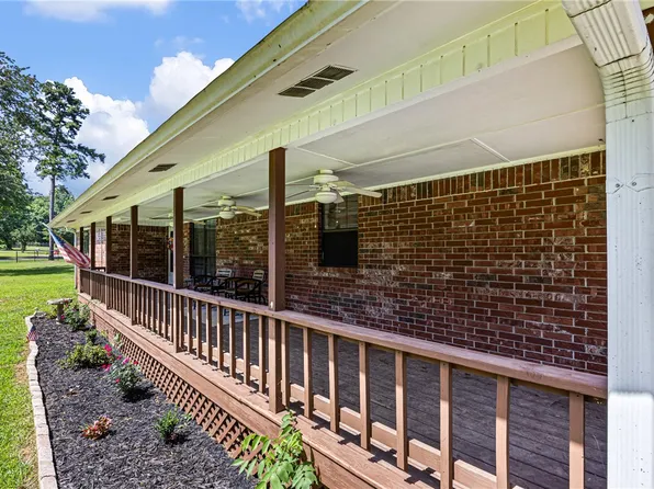 131 Virden Cir, Russellville, AR 72802