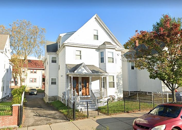 1st image of 1040 Hyde Park Ave #1