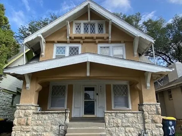 4221 Chestnut Ave, Kansas City, MO 64130